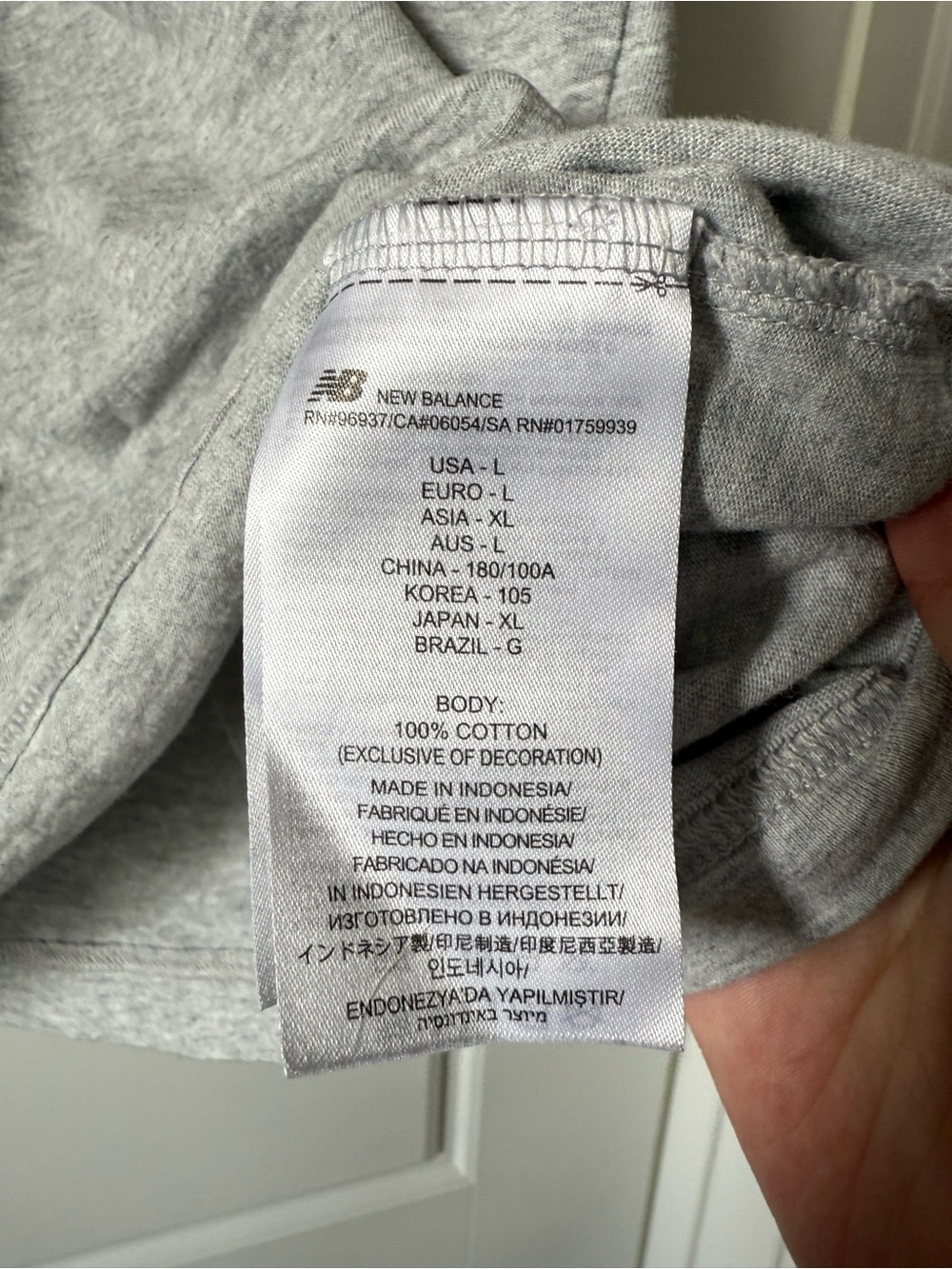 New Balance Men’s Light Gray Short-Sleeve Logo Tee - Picture 6 of 7
